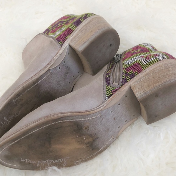 Sam Edelman Putnam LIght Taupe Suede Ankle Booties - Picture 4 of 5